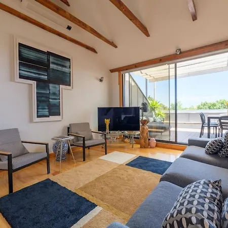 Rooftop Terrace Apart With View 4 Bedrooms, 4 Bathrooms And Ac