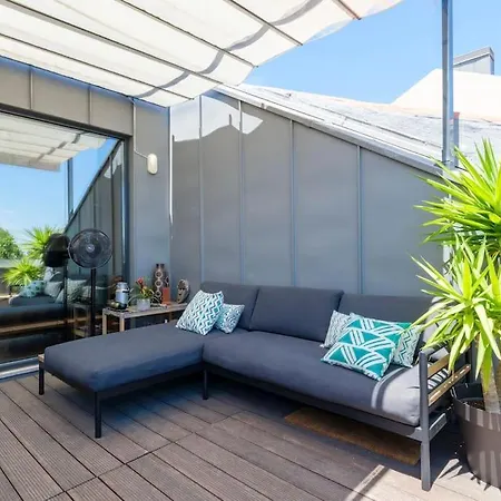 Rooftop Terrace Apart With View 4 Bedrooms, 4 Bathrooms And Ac *