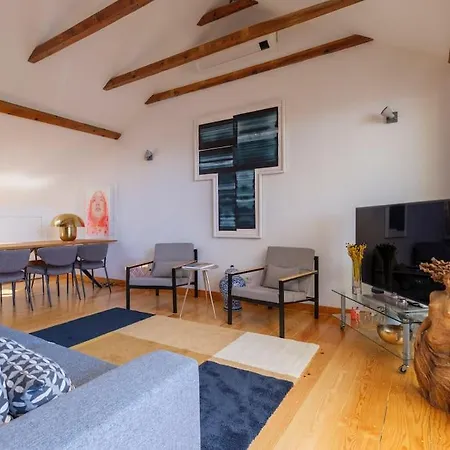 Rooftop Terrace Apart With View 4 Bedrooms, 4 Bathrooms And Ac *