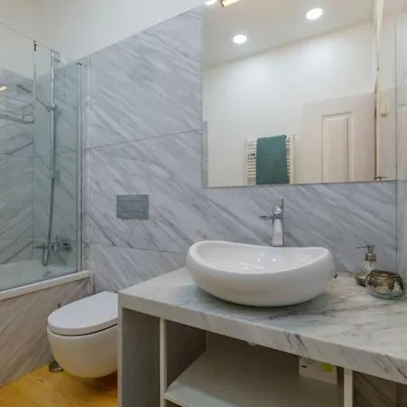 Rooftop Terrace Apart With View 4 Bedrooms, 4 Bathrooms And Ac アパート