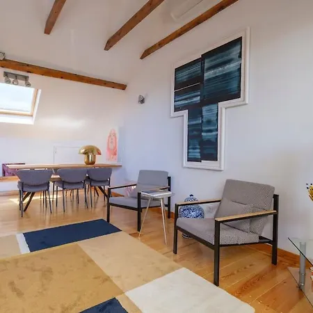 Rooftop Terrace Apart With View 4 Bedrooms, 4 Bathrooms And Ac アパート リスボン